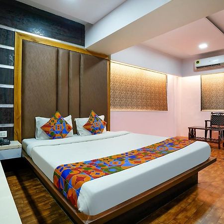Fabexpress Vinyasa Residency Hotel บาห์ยันดาร์ ภายนอก รูปภาพ