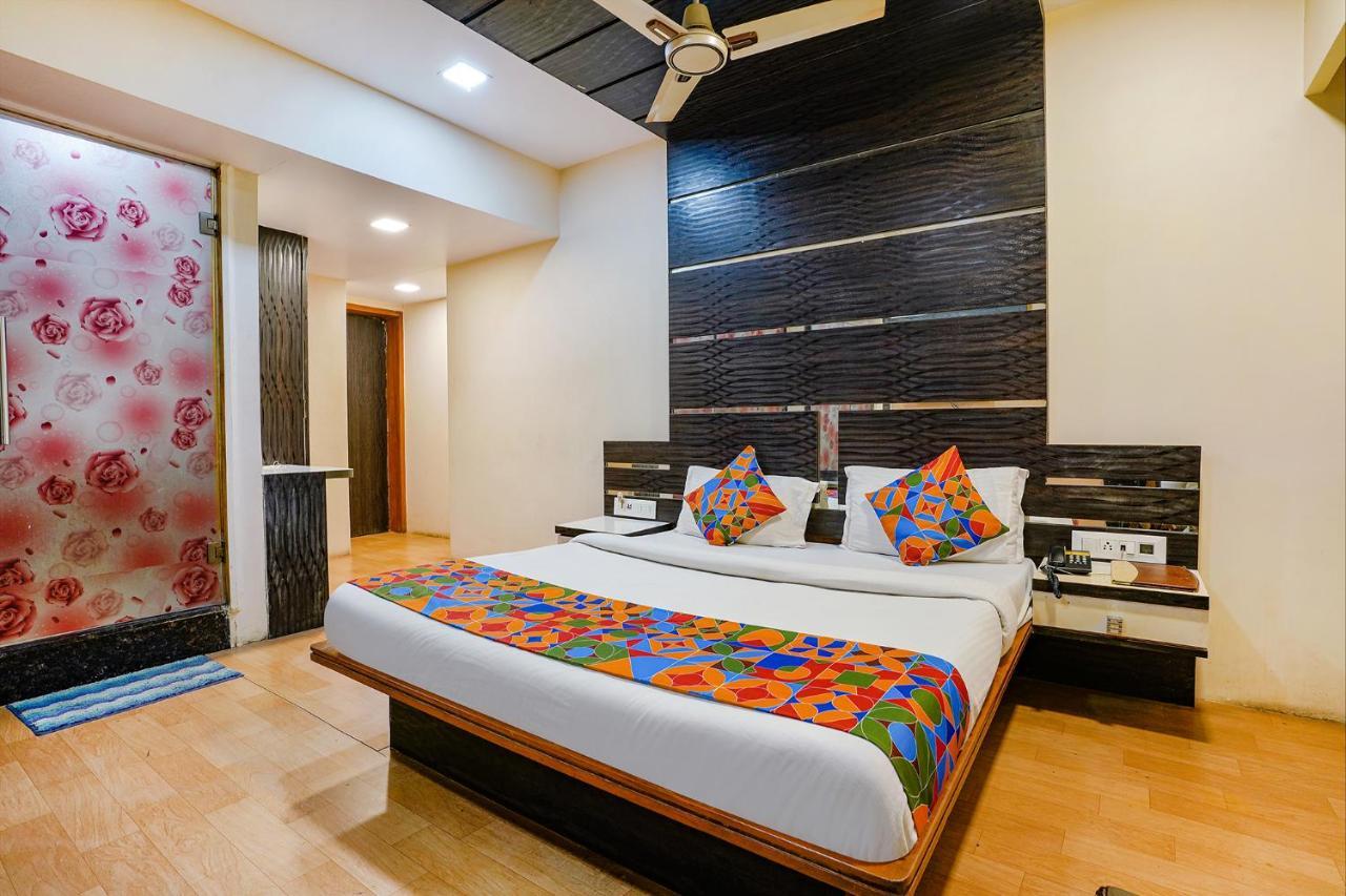 Fabexpress Vinyasa Residency Hotel บาห์ยันดาร์ ภายนอก รูปภาพ